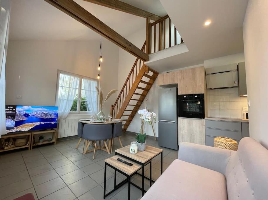 Holiday home Charmante Maisonnette - 5 Min Du Pole Hippique De Saint-lo